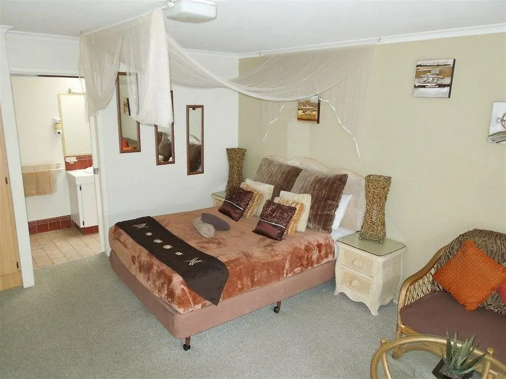 ****  Maroochydore Beach Motel Australia