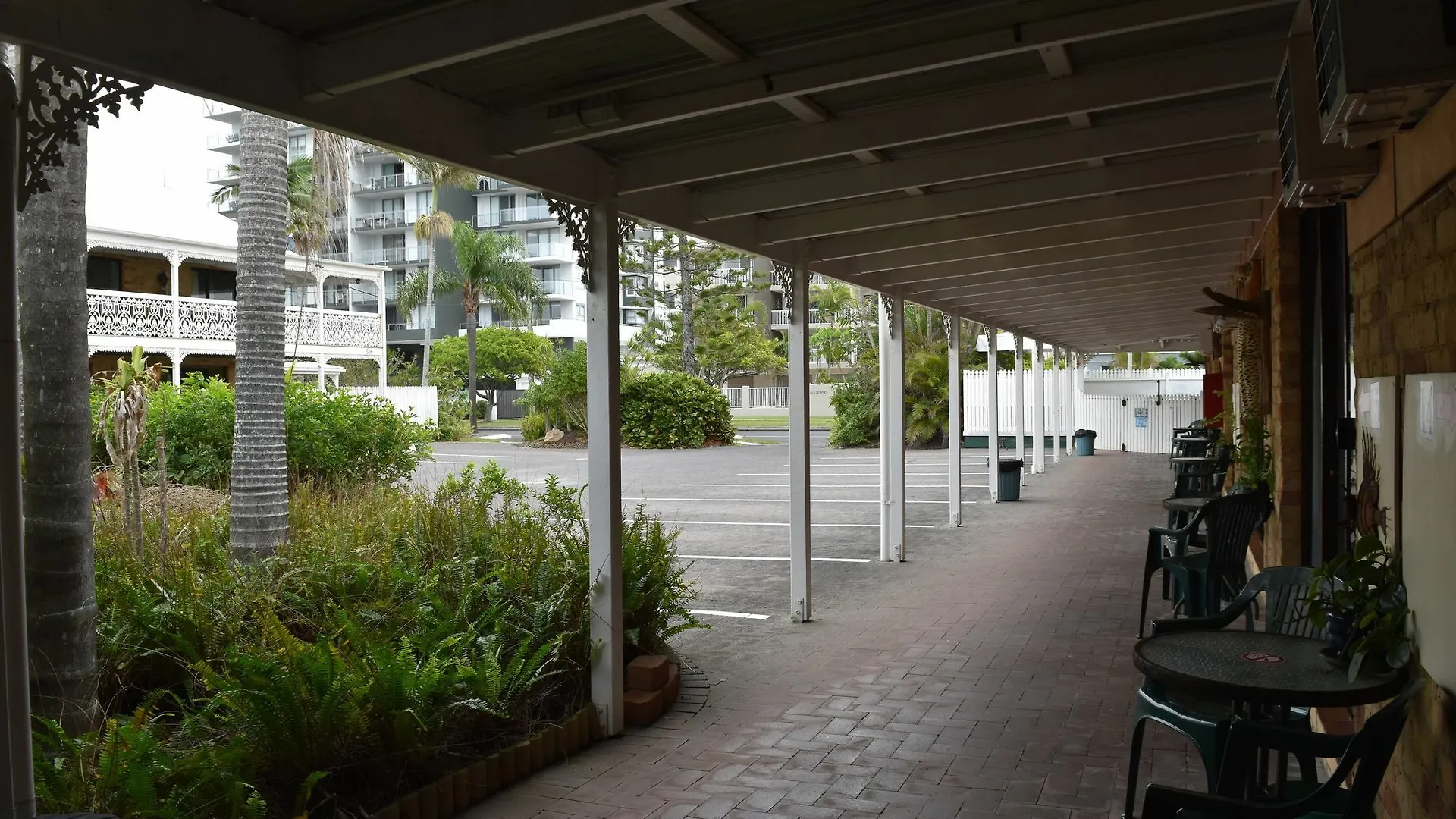 ****  Maroochydore Beach Motel Australia